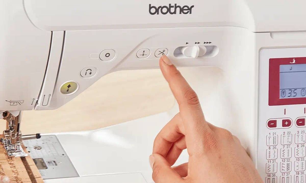 Brother Innov-is F400