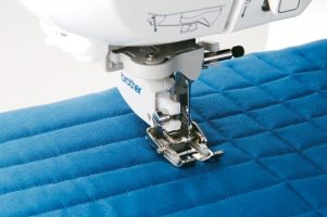 Brother Overtransportør (Åben Med Quiltemarkeringer) Brother Overtransportør (Åben Med Quiltemarkeringer)