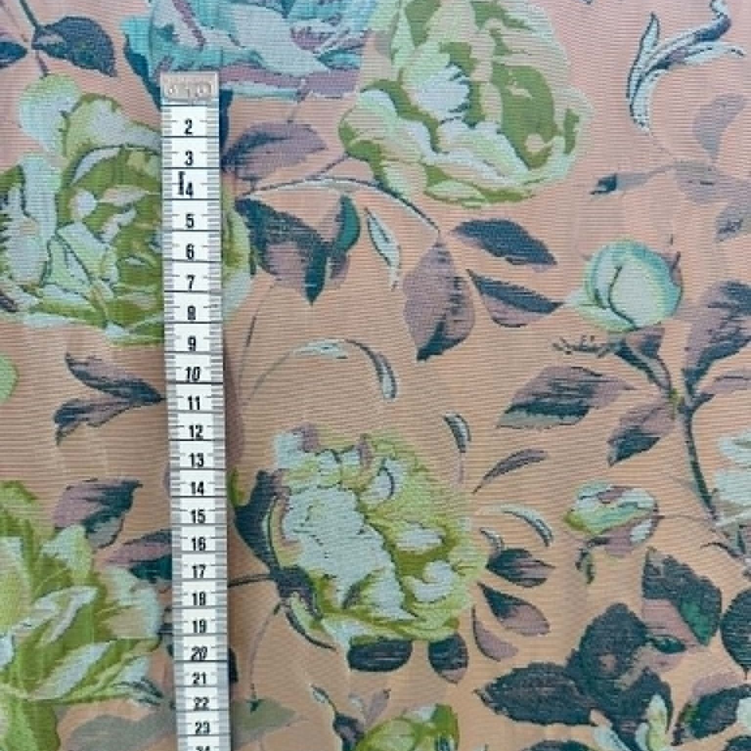 Fast Jacquard M/kulørte Blomster Fast Jacquard M/kulørte Blomster