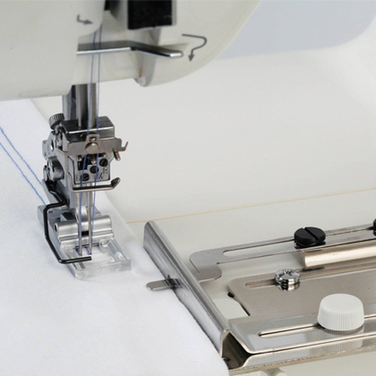 Janome CoverPro blondeapplikations-/foldeguide (Gruppe 7)