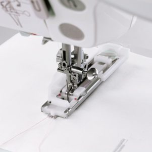 Janome Knaphulsfod B transparent (Gruppe 2 & 3) Janome Knaphulsfod B transparent (Gruppe 2 & 3)