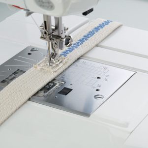 Janome Applikationsfod F (Gruppe 2 & 3) Janome Applikationsfod F (Gruppe 2 & 3)