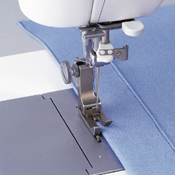 Juki TL-serien – Kompenserende trykfod (venstre 1,5 mm) Juki TL-serien – Kompenserende trykfod (venstre 1,5 mm)